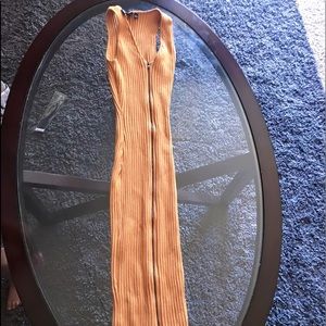 Long Fitted dress with the zipper